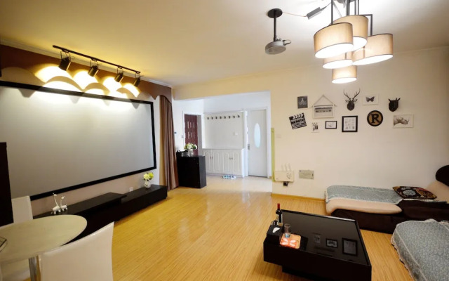 Taiyuan Strawberry Apartment