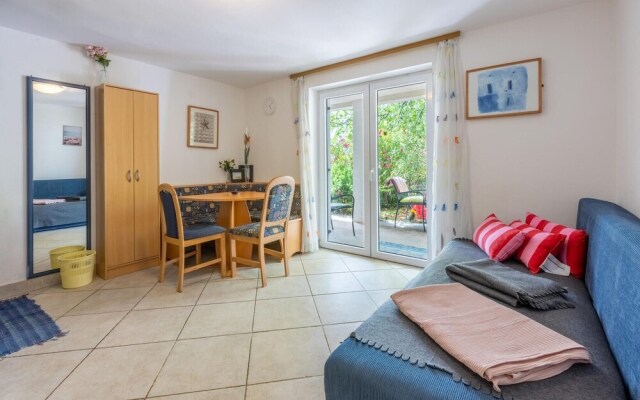 Nice Apartment in Dramalj With Wifi and 1 Bedrooms