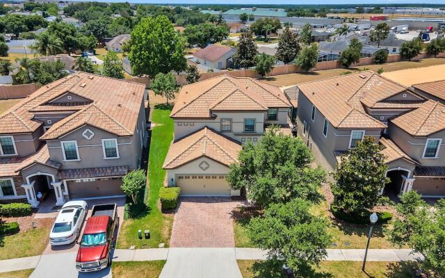 Moonlit Magic Resort Amenities!