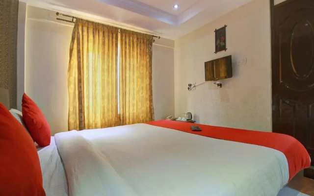 Forest Transit Hotel by OYO Rooms