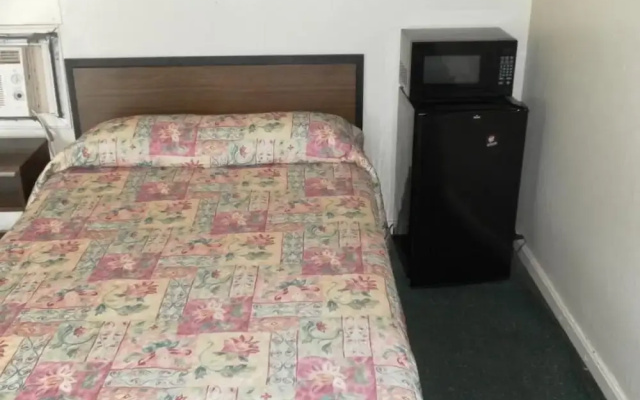 Tidewater Motel