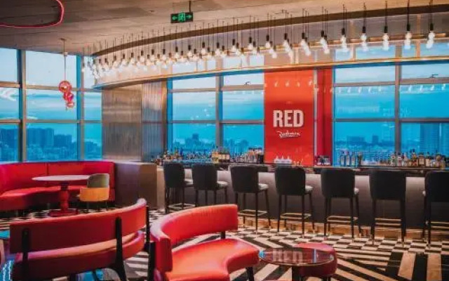 Radisson RED Hotel Zhuhai Gongbei Port