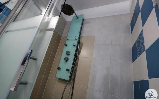 T2 - Duplex – Neptune - 34 m2 – Vue mer - Saint-Denis