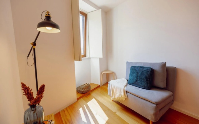 Riverview Apartment by Homing