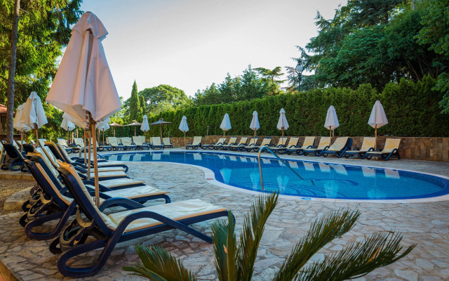 Sunshine Magnolia & Spa