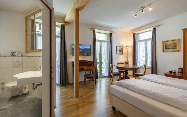 Carlton-Europe Vintage Adults Hotel – Guest Rooms – Interlaken