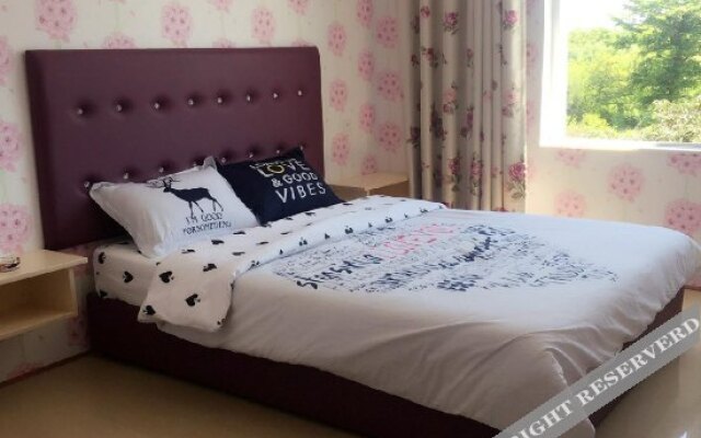 Weiyi Themed Hostel