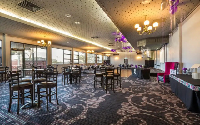 Nightcap at Skyways Hotel