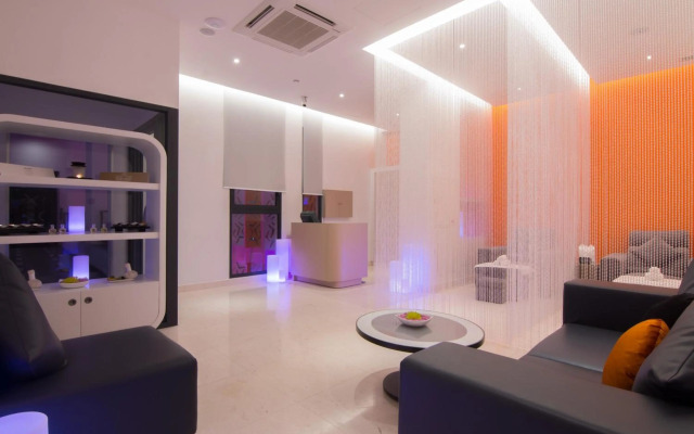 SUN & MOON, Urban Hotel