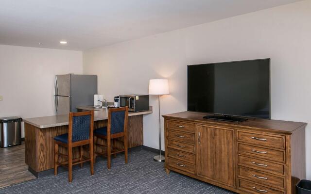 SureStay Plus Hotel by Best Western Elizabethtown Hershey