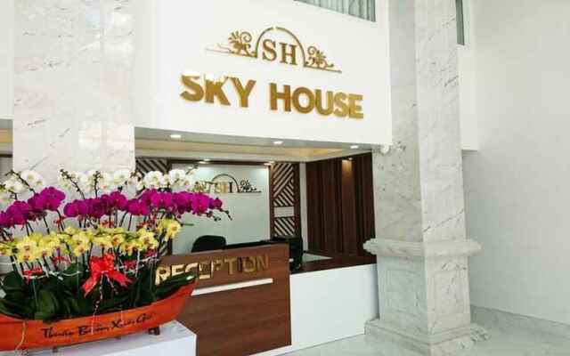 Skyhouse Hotel