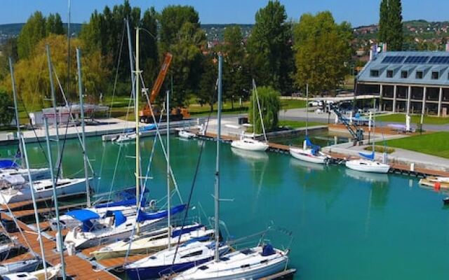 Alsóörs Marina Hotel