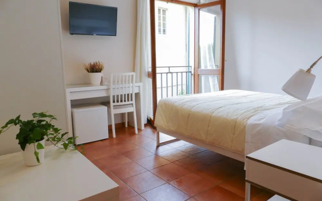 Gialel Pisa Guest House