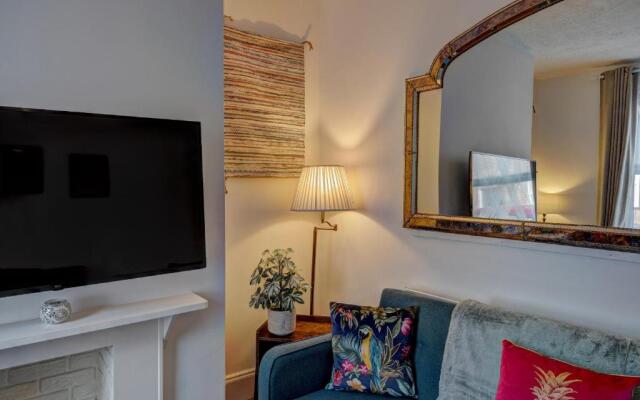 *NEW* Chester Canal Side 2 bed character home