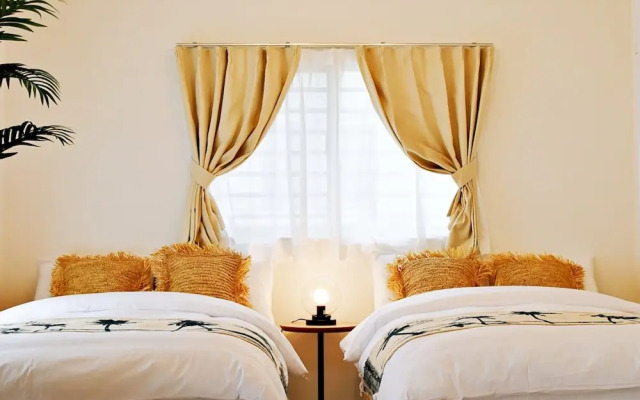 Ocean Terrace SESOKO 203