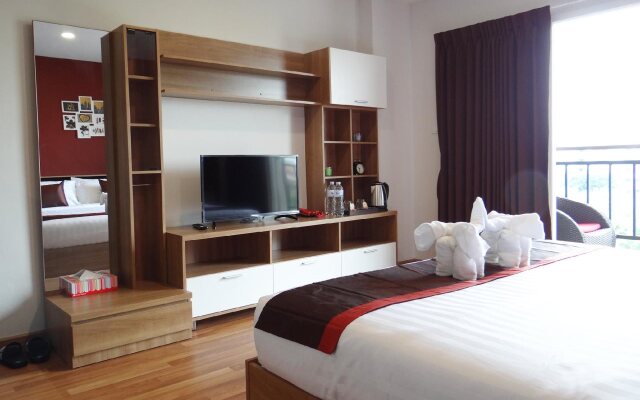 Infinity Holiday Inn Bangkok