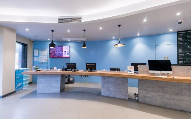 Ibis Shanghai Gubei