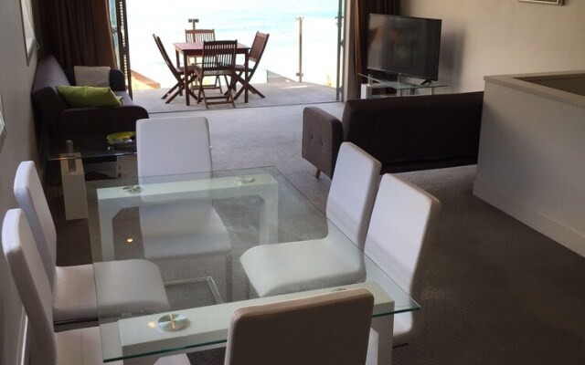 Lakefront Villa Queenstown