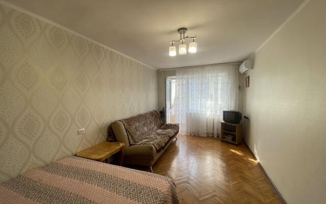 Apartments on Griboyedov street 25