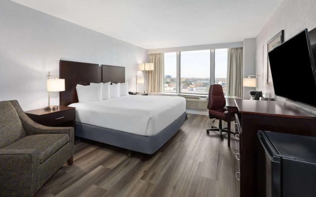 Wyndham Garden Norfolk Downtown