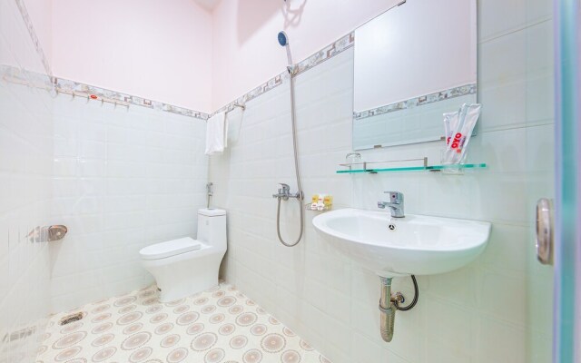 Son Lam Hotel by OYO Rooms