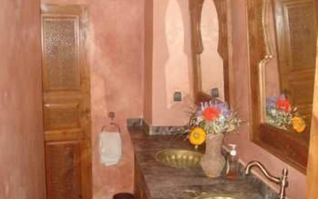 Riad Marlinea
