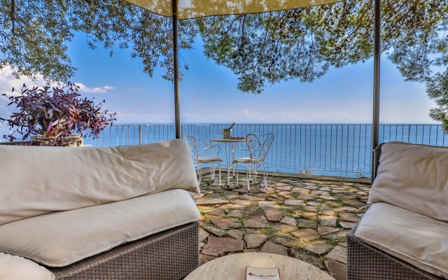 Luxury Room With sea View in Amalfi ID 3927