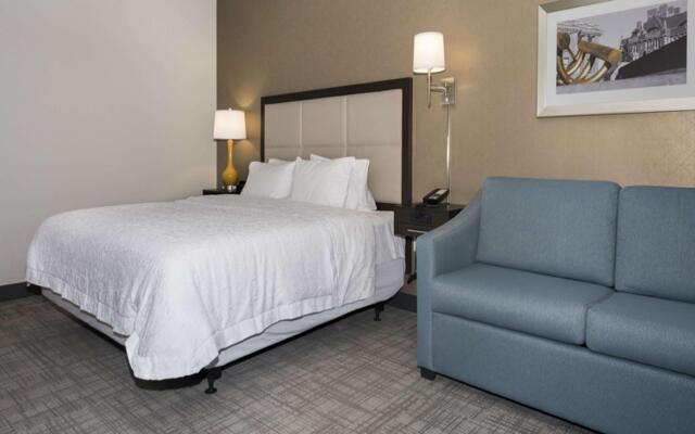 Hampton Inn & Suites Minneapolis University Area