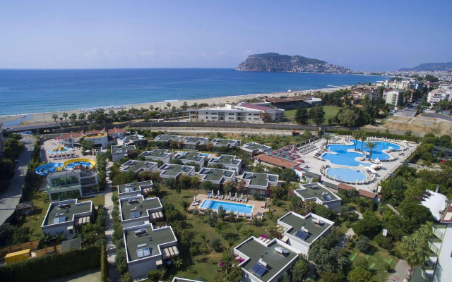 Green Garden Suites Hotel