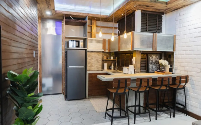 Modern 1BR Walk to Beach & City Spots