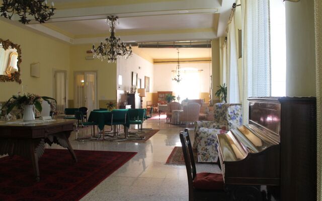 Hotel Croce di Savoia