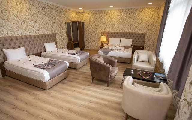 Hotel Verçenik