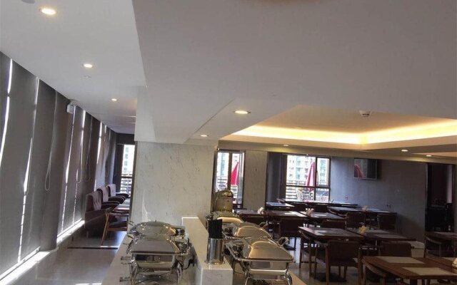 Pullanoman Holiday Inn