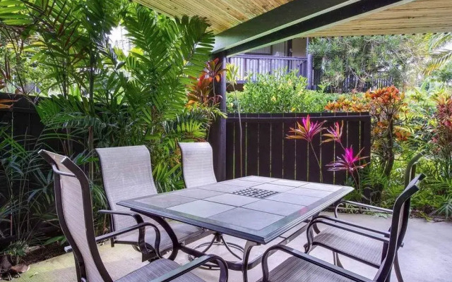 Mauna Kai 2a by RedAwning