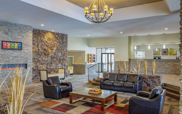 Days Inn & Conference Centre by Wyndham Cranbrook