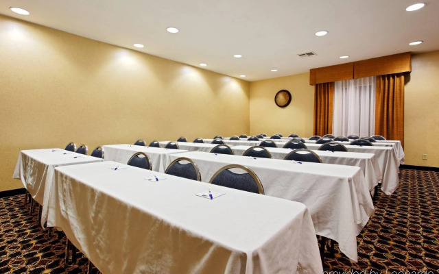 Holiday Inn Express Crockett by IHG