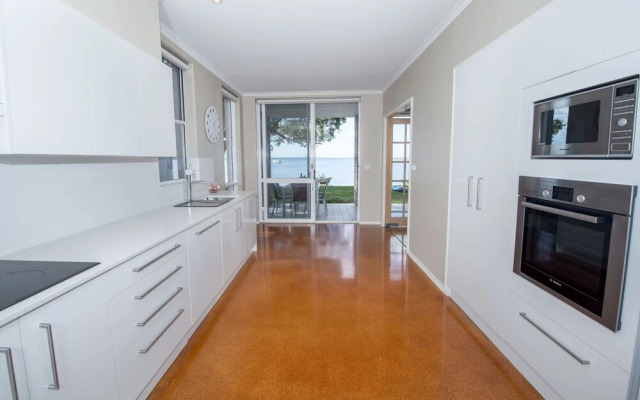 A Foreshore - Salamander Bay