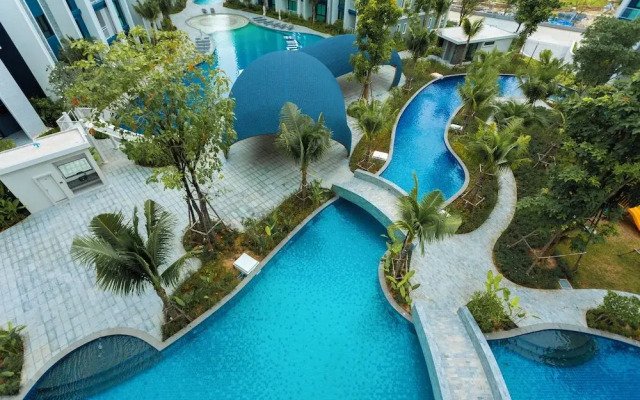 250m Beach 6Pool Kids Club All In 1 c111