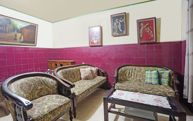 OYO Life 91859 Kost Budhe Syariah