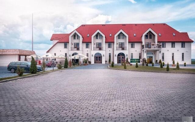 Frontier Europe Hotels Group