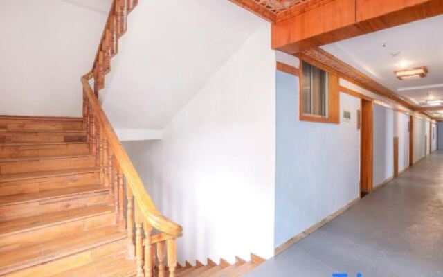 Zhangjiajie Changyueren Humanities Homestay (Wulingyuan Mark Store)