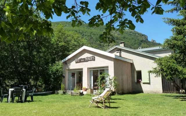 Gite Des Monges