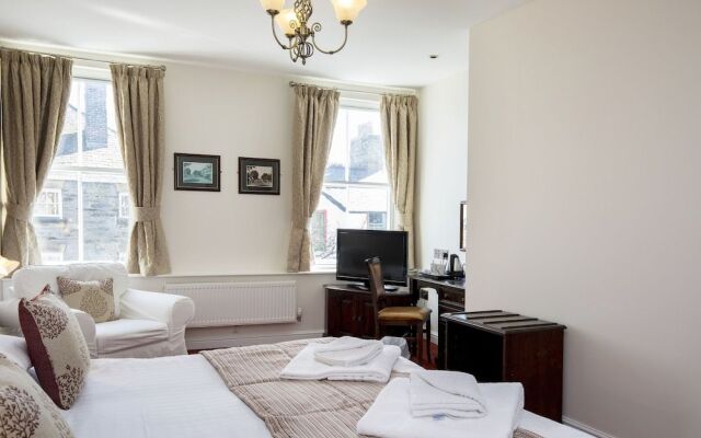White Lion Royal Hotel