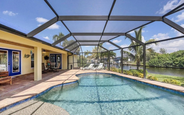 15736 Lakeland Circle
