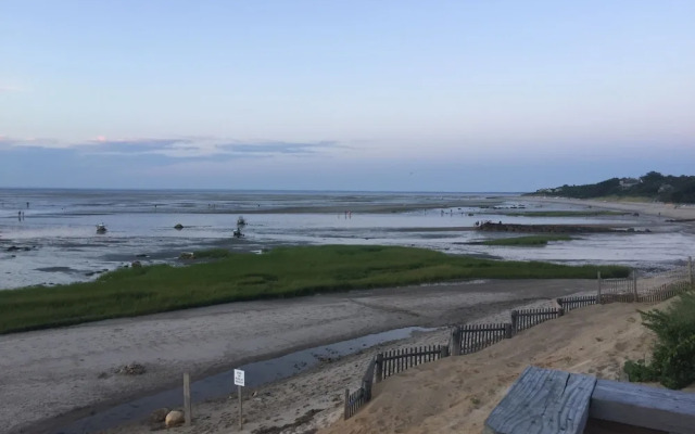 The Coachman Motor Inn