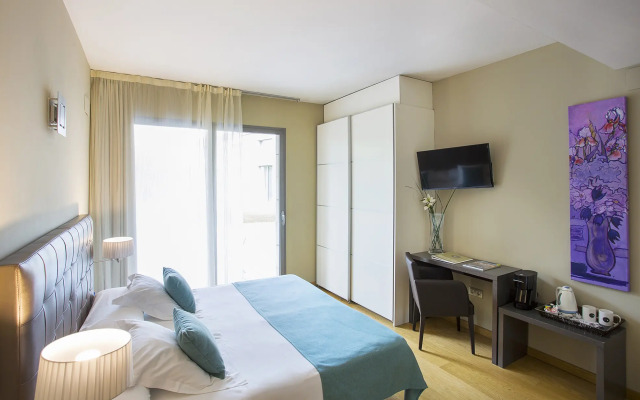 Qgat Suites & Events