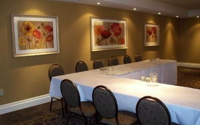 Festival Courtyard Inn