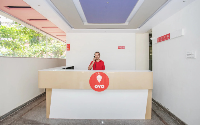 OYO 10475 PMR Hotel