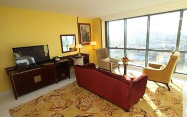 Oasis Hotel