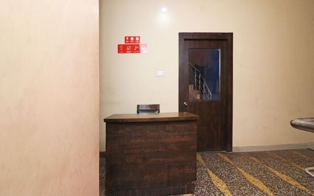 OYO 17424 Hotel Swagat